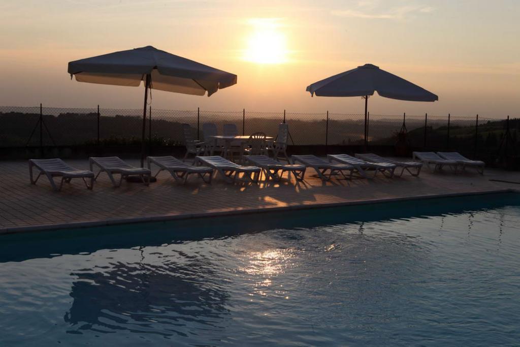 Agriturismo Le Pianore Монтеспертоли Экстерьер фото